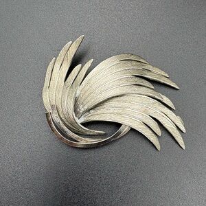2/$10 Vintage Silver Metal Brooch